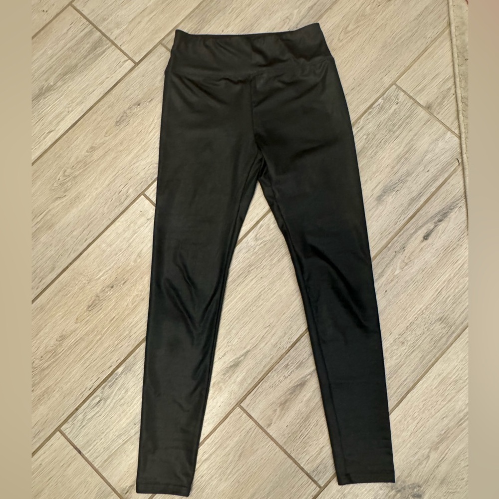 Black High-Waist Leggings - Picture 3 of 7